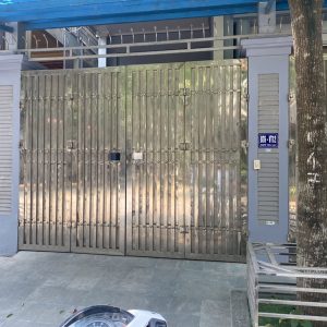 cửa sắt 4 cánh inox đẹp