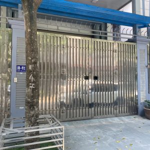 cửa sắt 4 cánh inox đẹp